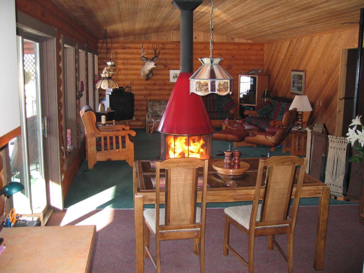 Kamloops Log Home Bed And Breakfast Luaran gambar